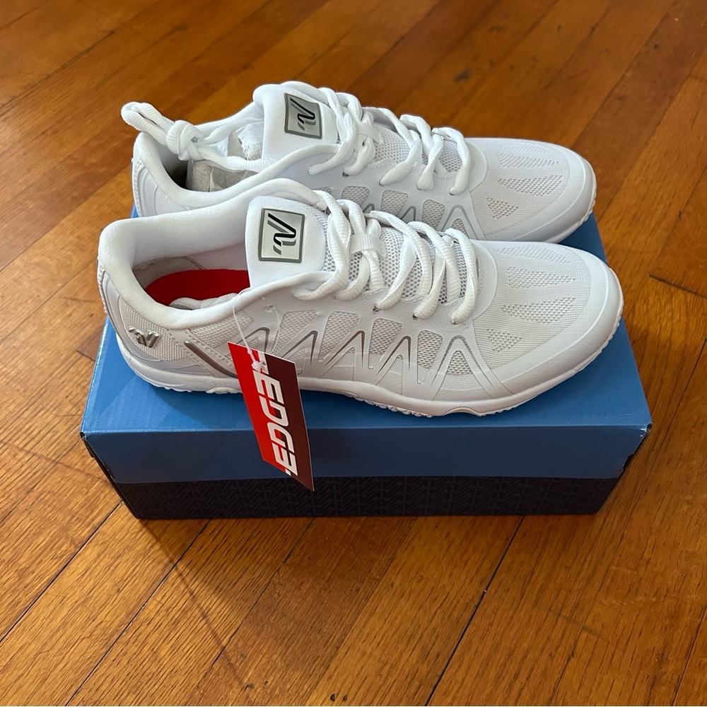 Varsity Edge White Cheer Shoes